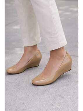 Cole Haan  Wedge Heels Nude Patent Leather Pumps Womens 9B